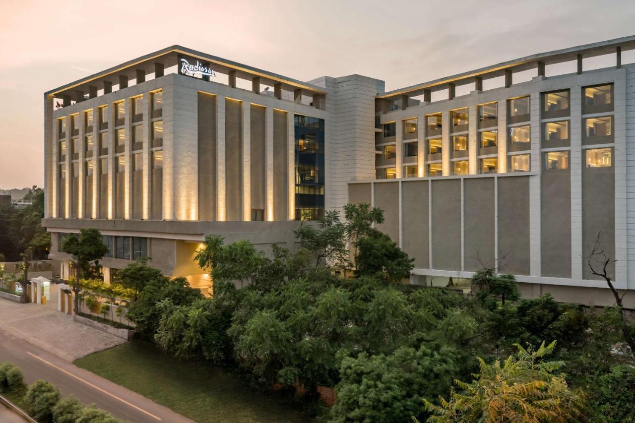فندق Radisson بوبال المظهر الخارجي الصورة
