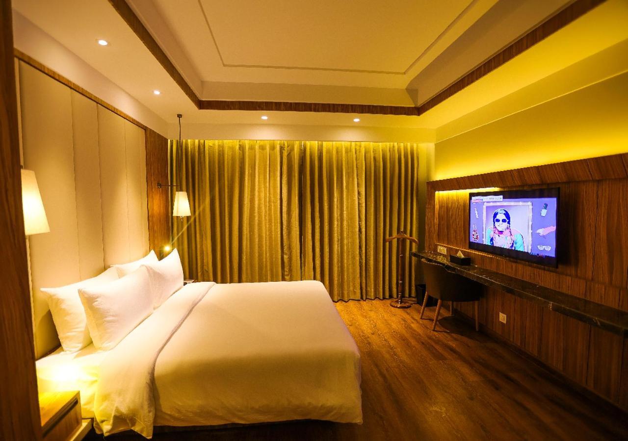فندق Radisson بوبال المظهر الخارجي الصورة