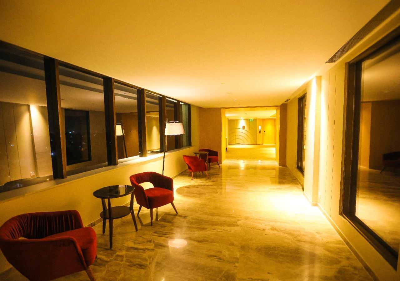 فندق Radisson بوبال المظهر الخارجي الصورة