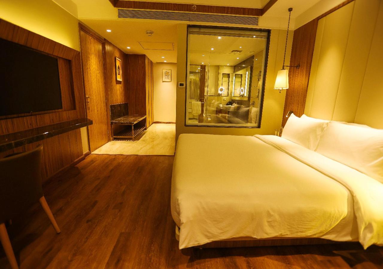 فندق Radisson بوبال المظهر الخارجي الصورة